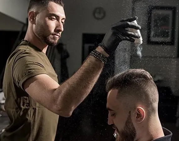 Secrets de style : prendre soin de vos cheveux au quotidien